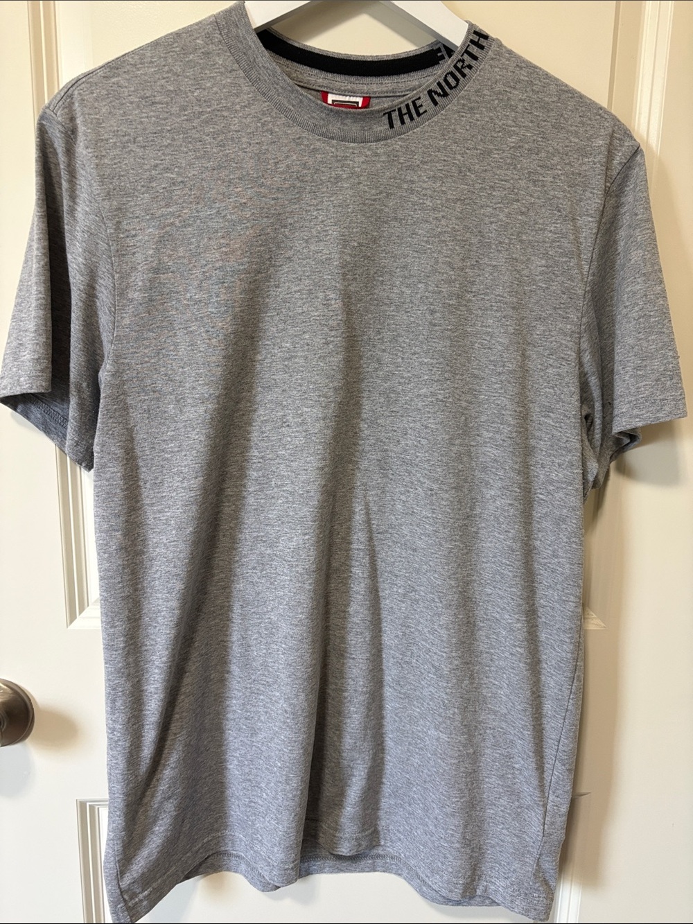 The North Face Men's Short Sleeve Crew Tee in Heather Grey